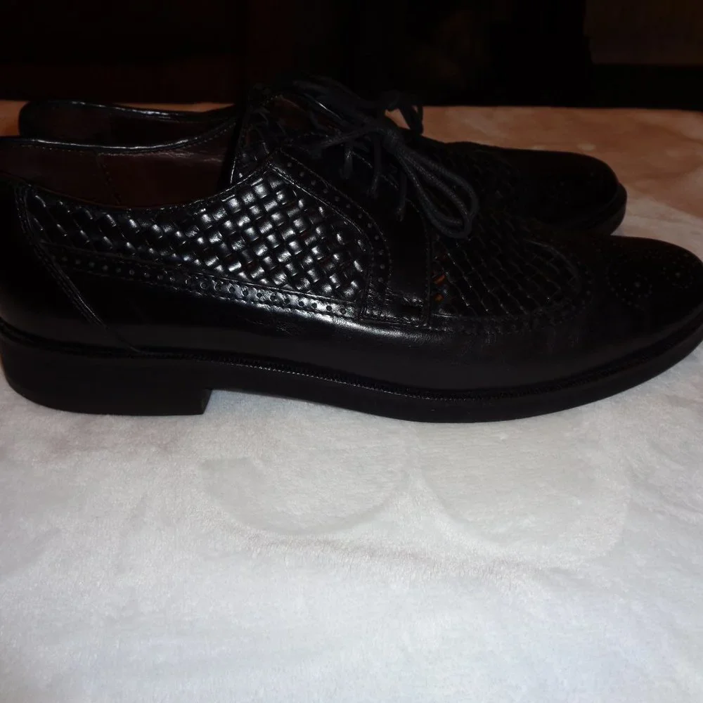 E.T. Wright Men's Size 10.5 Narrow Black Shoes